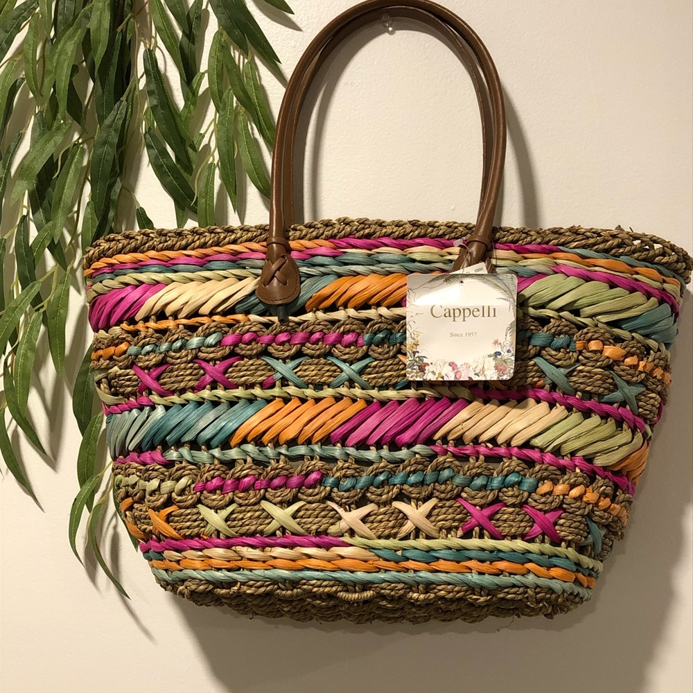 Cappella straw bag!